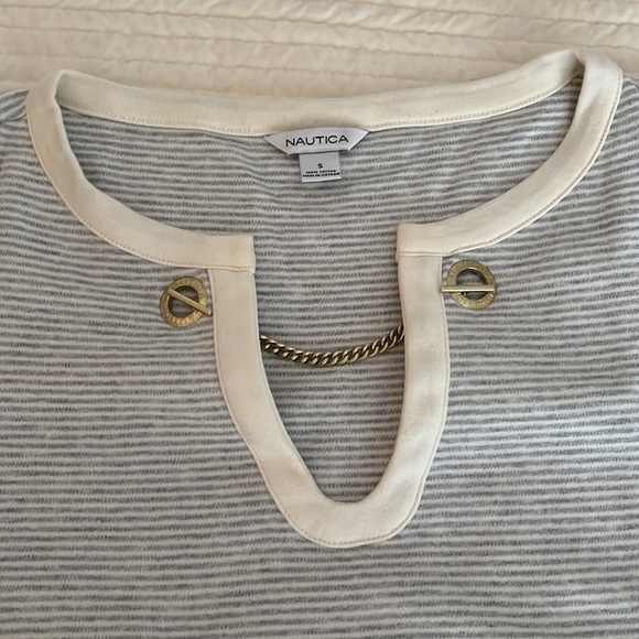 Nautica Tunic top 3/4 Sleeve Notch neck with chain detail size Small - Picture 4 of 11